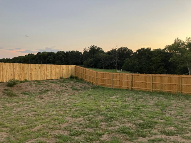 Building Photo - 2105 Brown Bear Ln