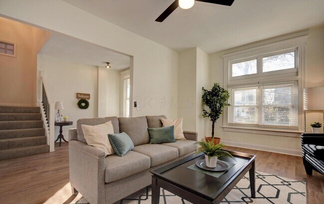 Foto del edificio - 220 N Monroe Ave