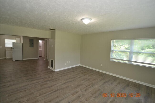 Building Photo - 4995 S Pheasant Way