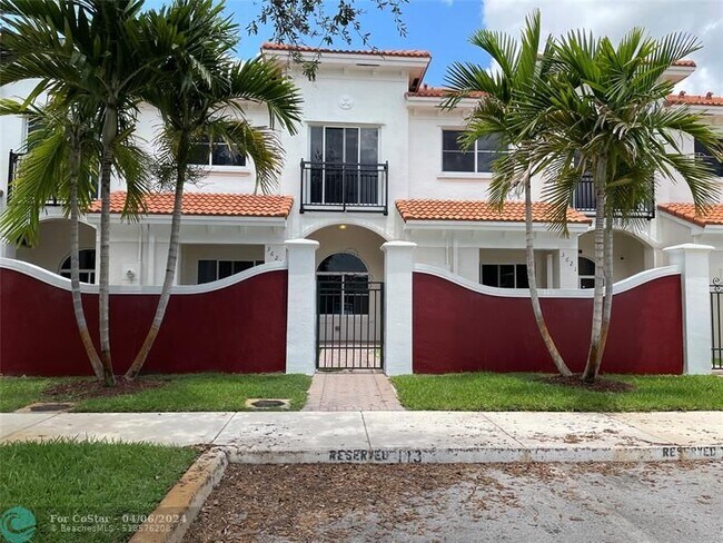 Foto del edificio - 3623 NW 30th Ct