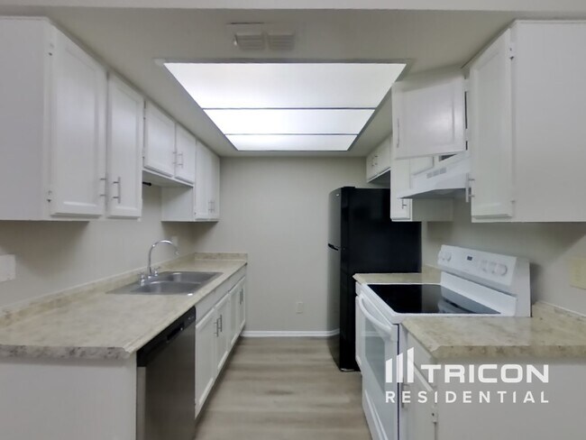 Foto del edificio - 5136 E Evergreen St