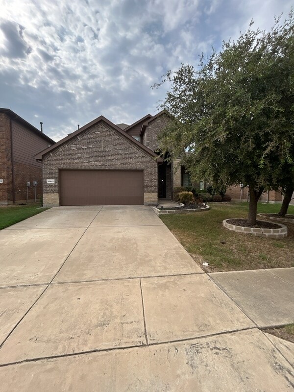 Primary Photo - 15612 Carlton Oaks Dr