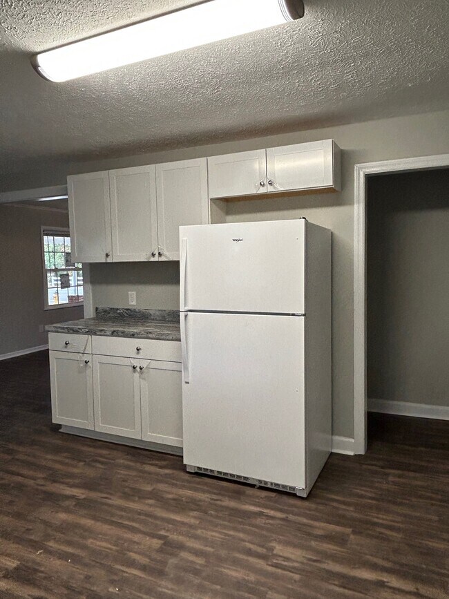 Foto del edificio - 1200 Elm St