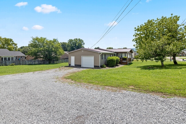 Building Photo - 1322 Raulston Rd