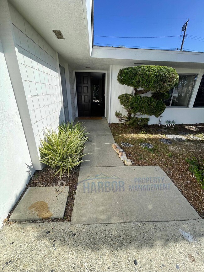 6932 Willowtree Dr, Rancho Palos Verdes, CA 90275 House Rental in