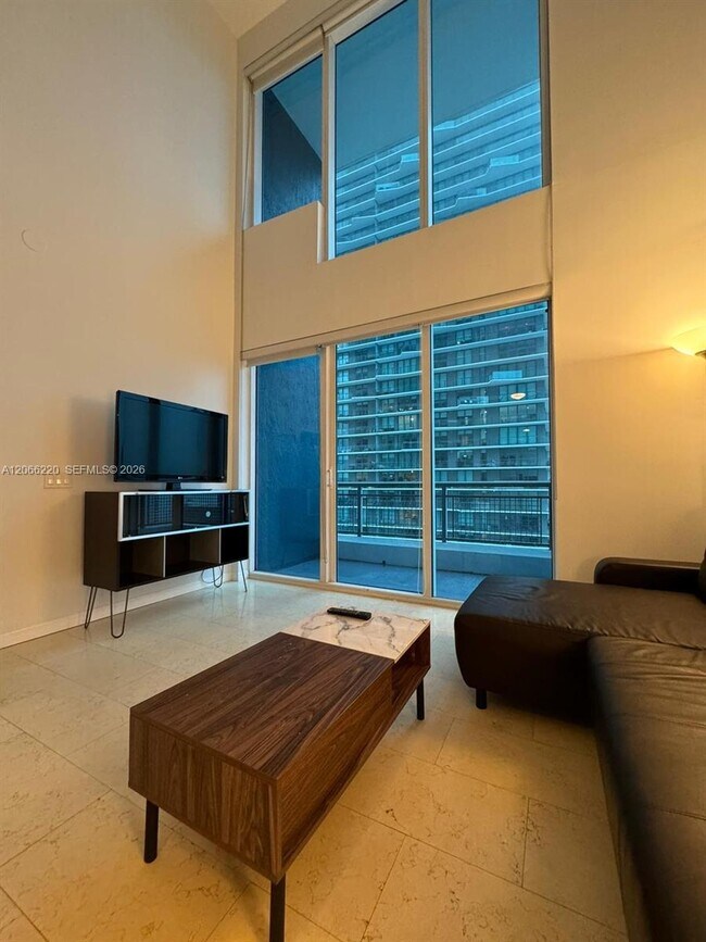 Foto del edificio - 60 SW 13th St
