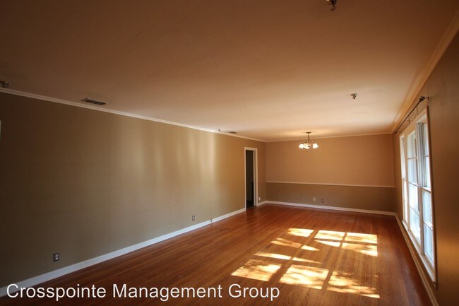 Building Photo - 2 br, 1.5 bath House - 2931 Birdwell Drive