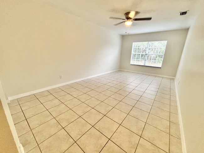 Building Photo - 492 Del Monte Rd