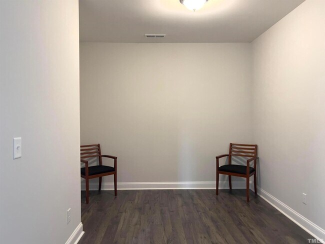Foto del edificio - 1148 Breadsell Ln