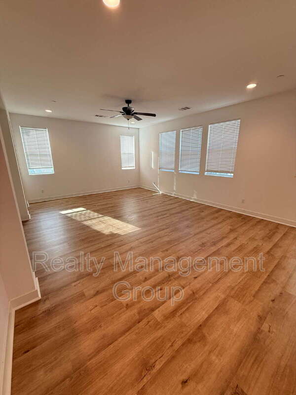 Building Photo - 8711 Aruba Ln