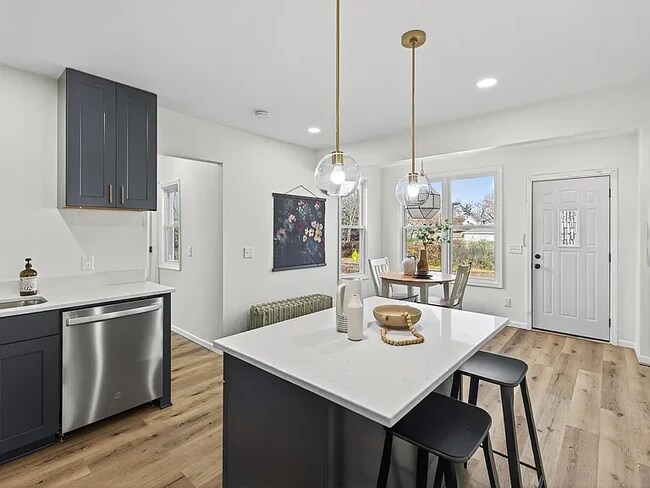 Foto del edificio - 1730 5th St NE