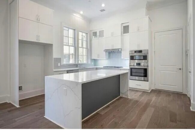 Foto del edificio - 4139 Runyon Rd