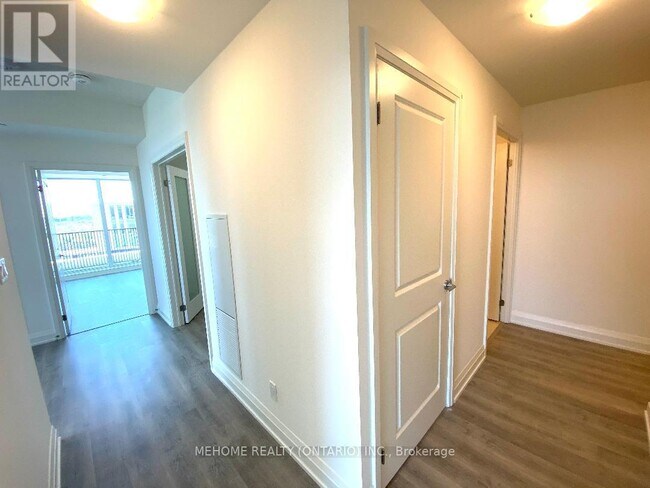 Building Photo - 56-1656 Andre de Grasse St