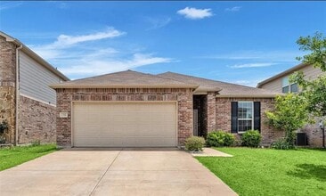 Building Photo - 2336 Bermont Red Ln