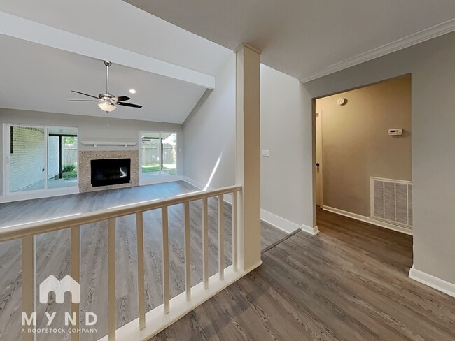 Foto del edificio - 10631 Plum Lake Dr