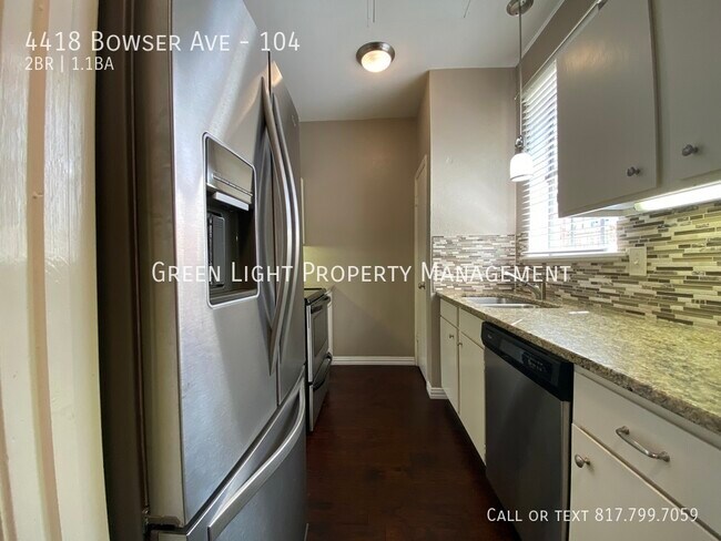 Foto del edificio - 4418 Bowser Ave