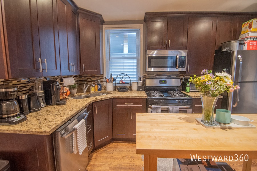 Photo - 2733 N Wayne Avenue -2