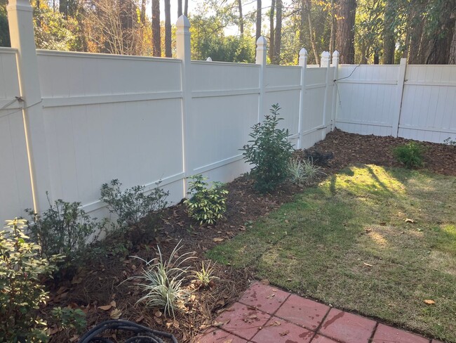 Building Photo - 3BR / 2.5 BA  At Bluffton Park