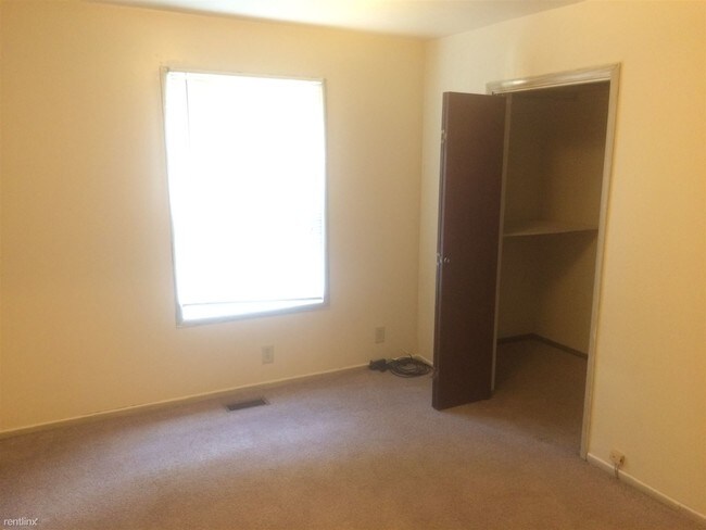 Foto del edificio - 3 br, 1 bath House - 2374 S Term St
