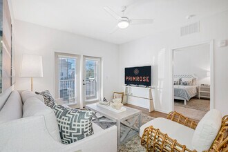 Primrose Apartments photo'