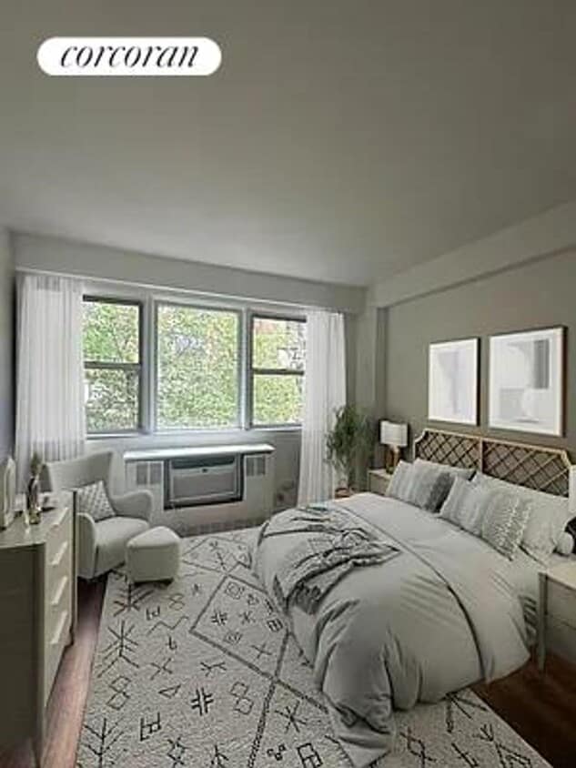 Primary Photo - 245 E 35th St