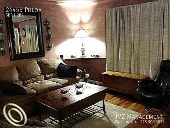 Building Photo - 5 bedroom 2 bath brick ranch for rent