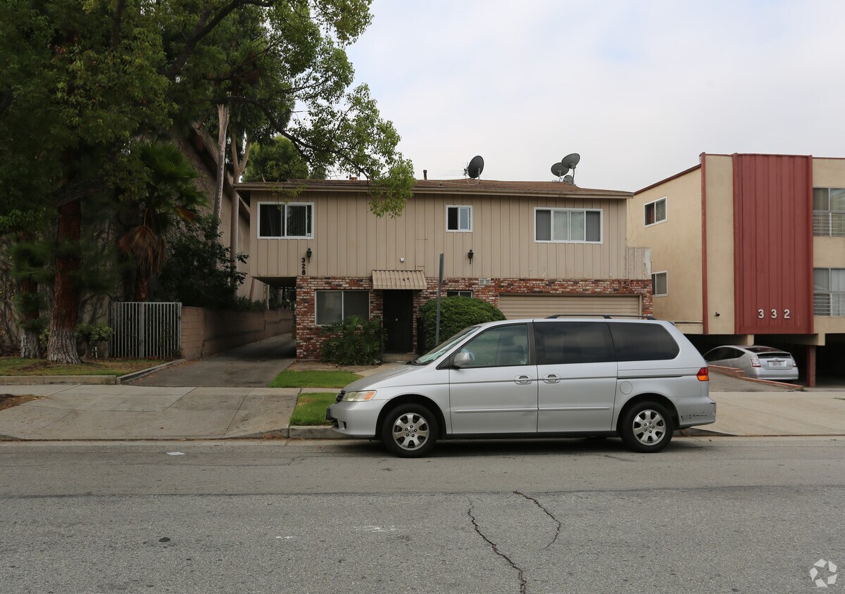 Building Photo - 328 Milford Ave