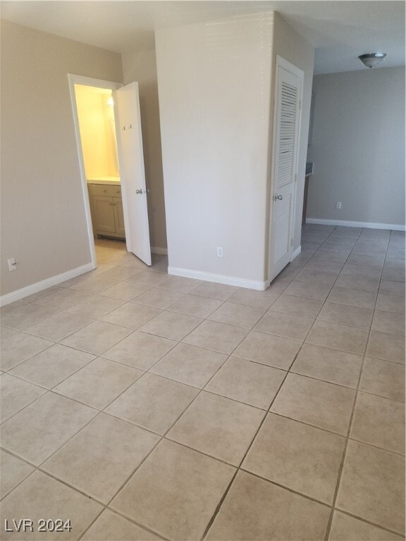 Building Photo - 460 Rexford Dr