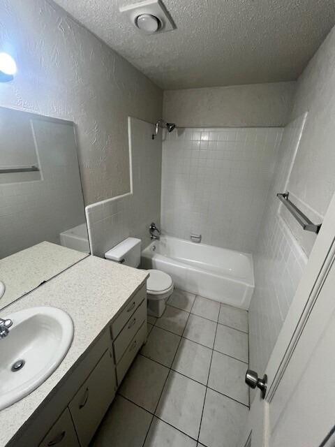 Foto del edificio - 3402 70th Dr