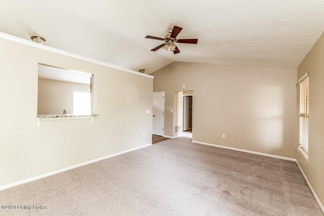 Building Photo - 9625 Combs Ln