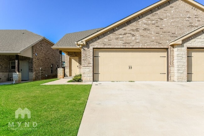 Building Photo - 775 Rolling Terrace Cir
