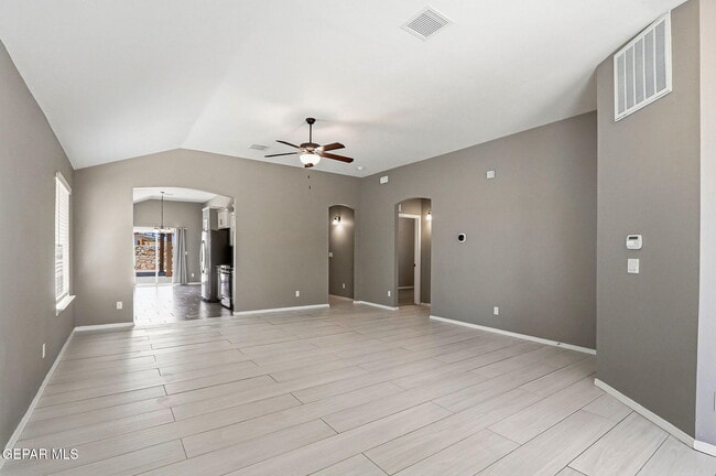 Building Photo - 14609 Carlo Alvarado Dr