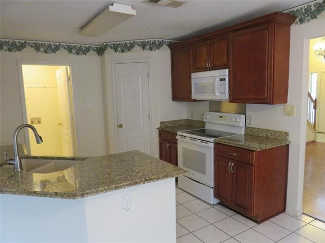Foto del edificio - 1410 Ambrose Dr