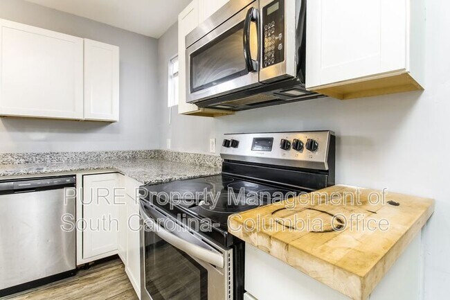 Foto del edificio - 124 Tyler Rd