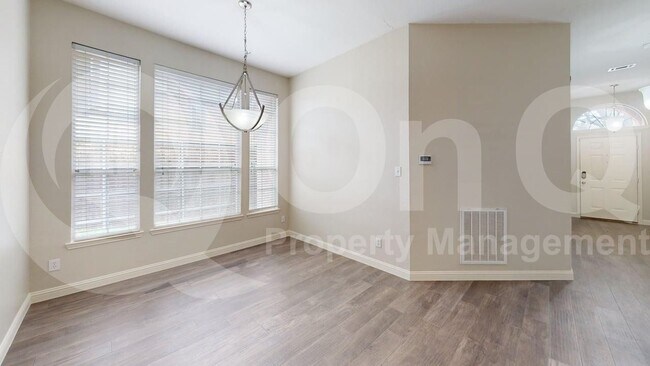 Building Photo - 12216 Biloxi Dr