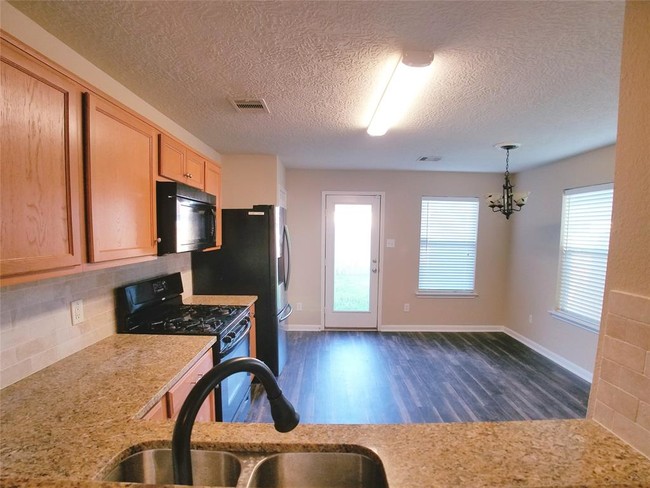 Building Photo - 29211 Legends Beam Dr