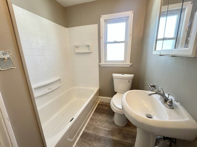 Building Photo - 317 Madison Ave