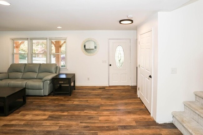 Building Photo - 6157 Orville Dr