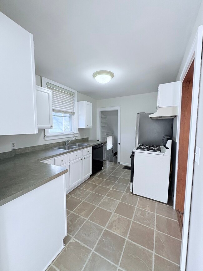 Foto del edificio - Charming 2 beds 1 baths in Columbus!