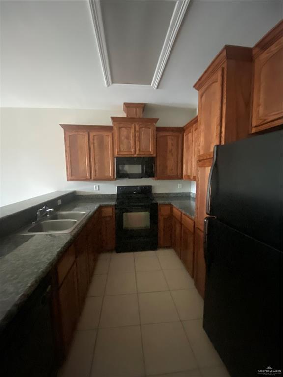 Foto del edificio - 3127 Scottland Dr