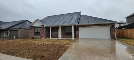 Building Photo - 240 Vicks Cir