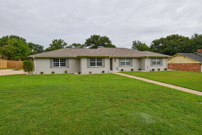 Foto del edificio - Lease Takeover Opportunity Available! 3 Be...