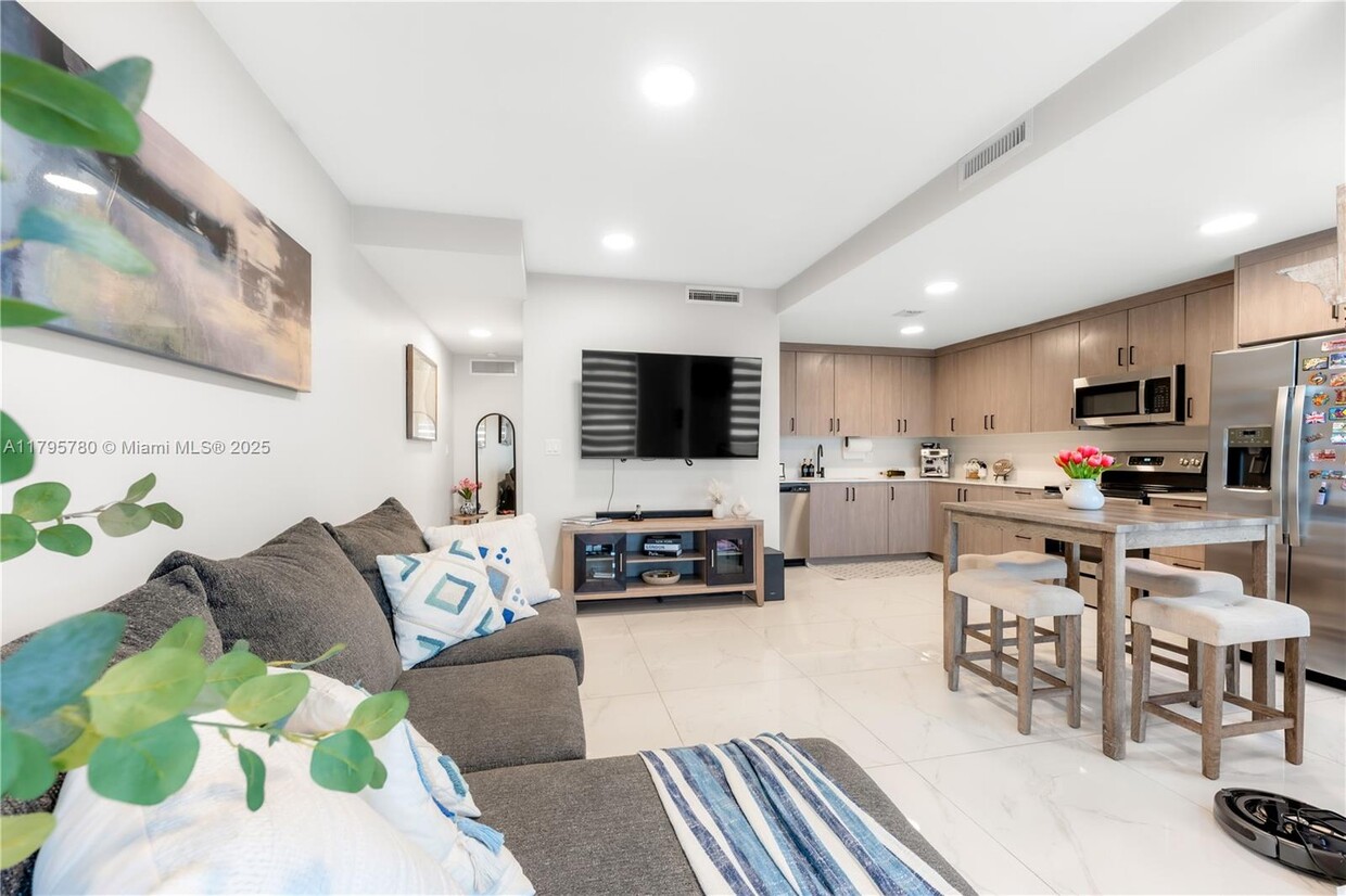 Foto principal - 25689 SW 144th Ave