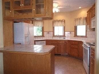 Building Photo - 44 Pine Hill Rd