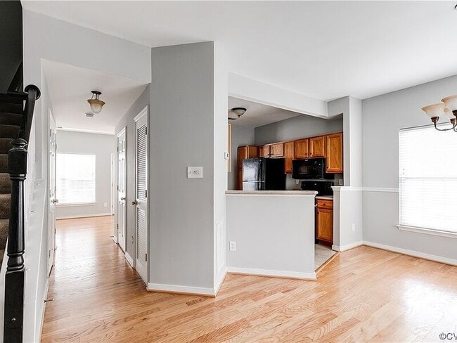 Foto del edificio - 5500 Millstream Ln