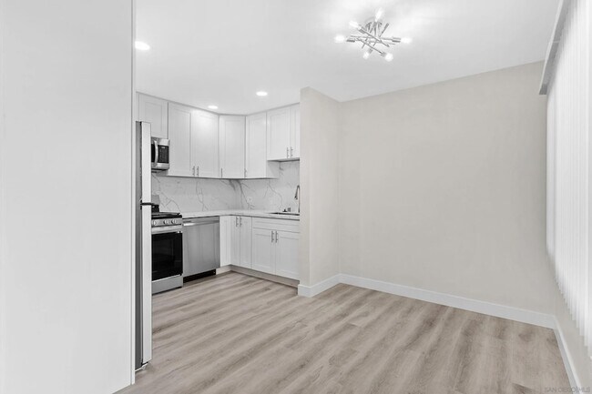 Foto del edificio - 3821 Marlborough Ave