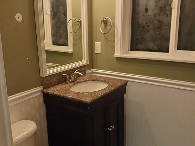 Foto del edificio - 4BR, 2.5BA home in Shoreline