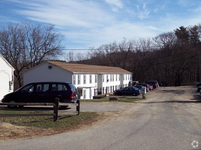 DE 1 A 2 Vista Ln - Vista Lane Apartments