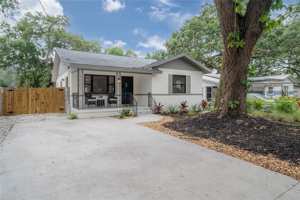 Foto principal - 316 W Comanche Ave