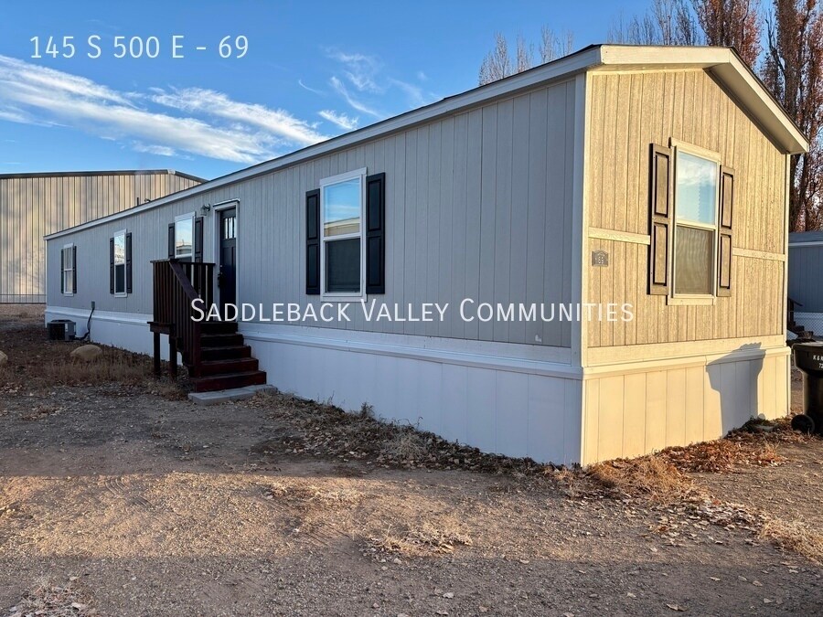 Primary Photo - Single wide, 3 bedroom 2 bath mobile home